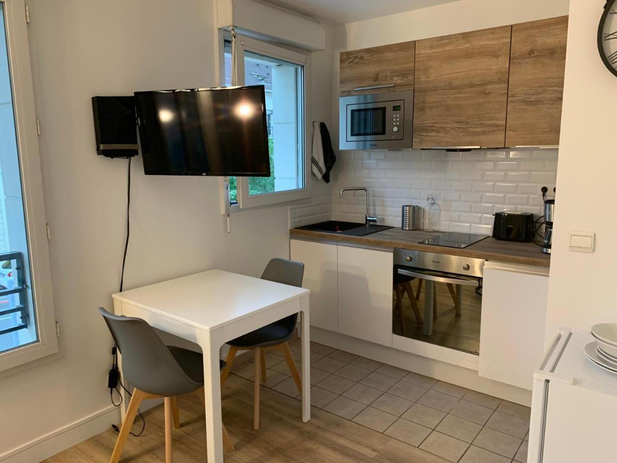 Beautiful Studio Located South Of Paris Бур-ла-Рен Экстерьер фото
