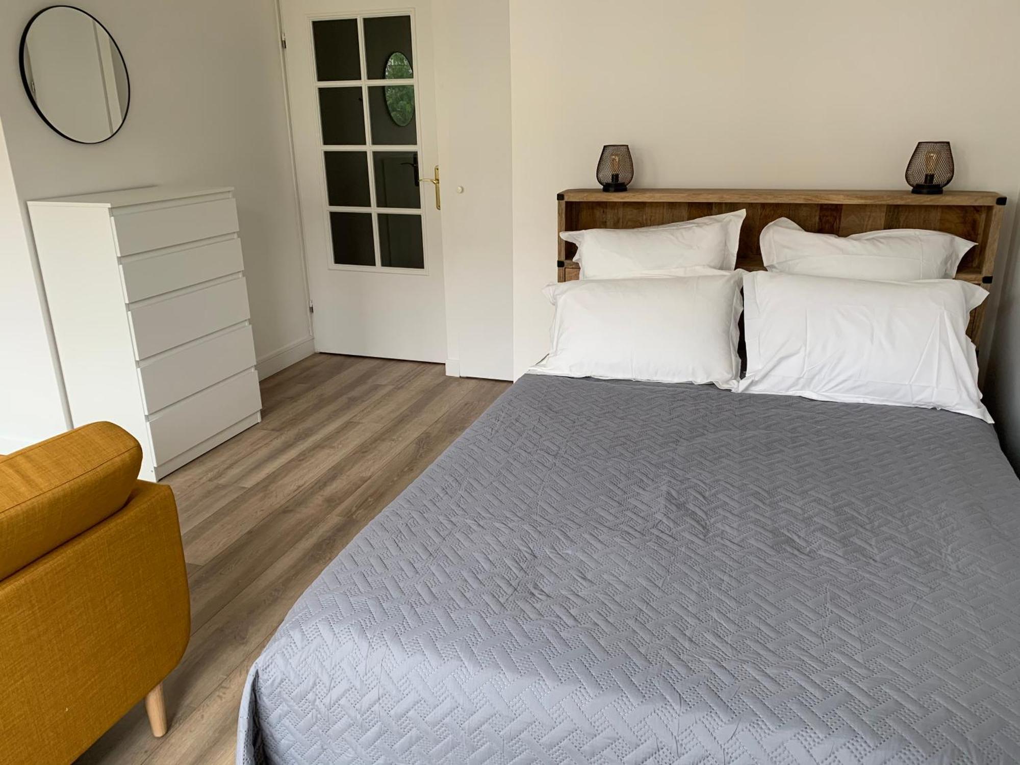Beautiful Studio Located South Of Paris Бур-ла-Рен Номер фото